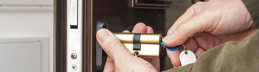 Phoenix Doors & Locksmith Phoenix, AZ 602-687-4451 Phoenix Doors & Locksmith Phoenix, AZ 602-687-4451 - zip-01